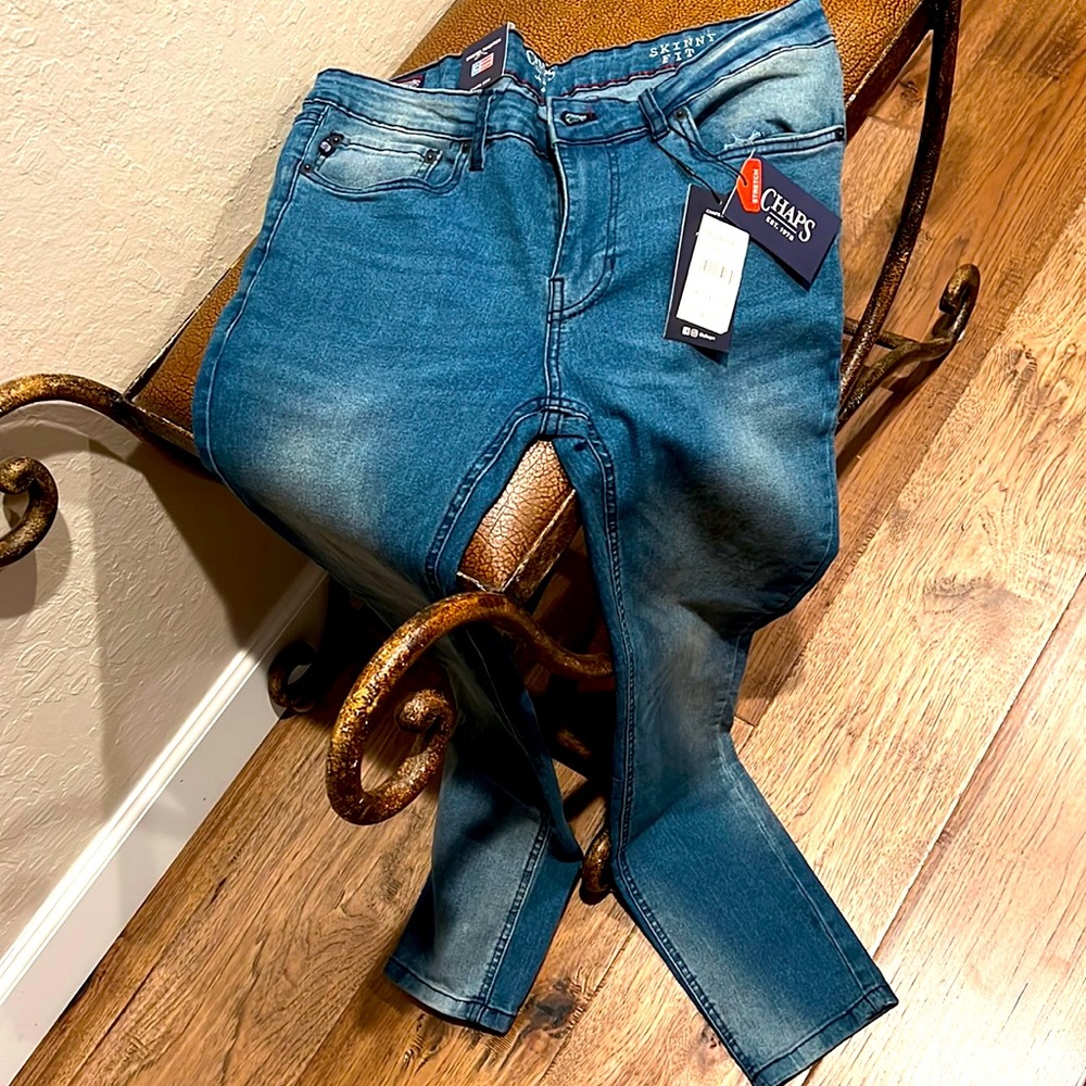 Brand New Chaps Skinny Fit Freedom Stretch Ultimate Comfort Stone Washed Jeans!